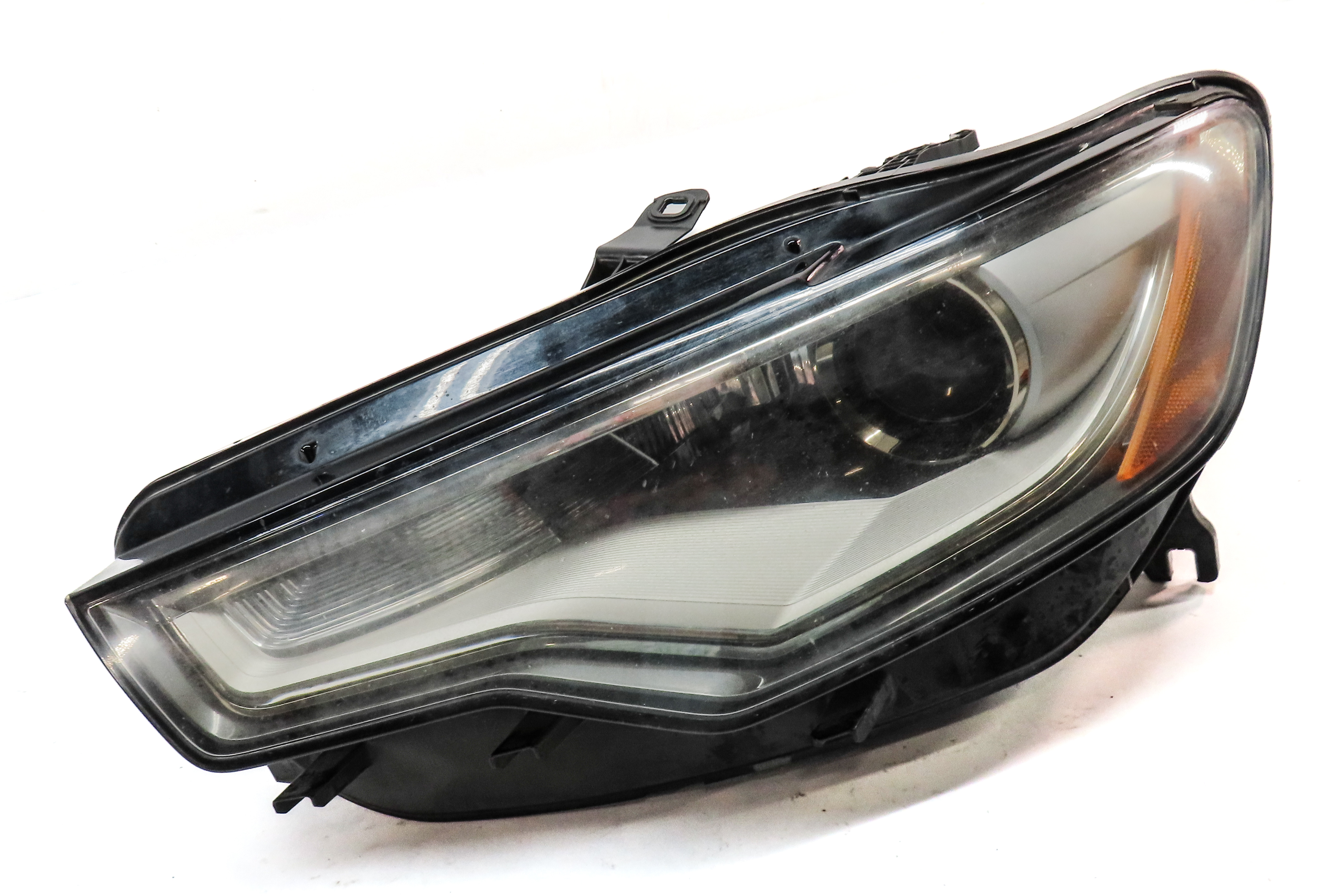 12-15 AUDI A6 (C7) LEFT FRONT DRIVER XENON HID HEADLIGHT LIGHT LAMP (NON AFS) — exact item pictured